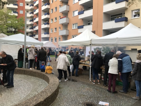Mitglieder feiern Bauabschluss
